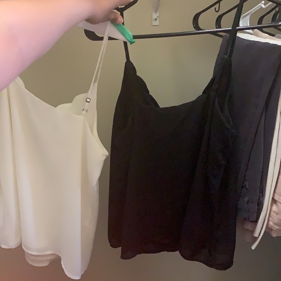 Nordstrom socialite scalloped tanks - Picture 6 of 7